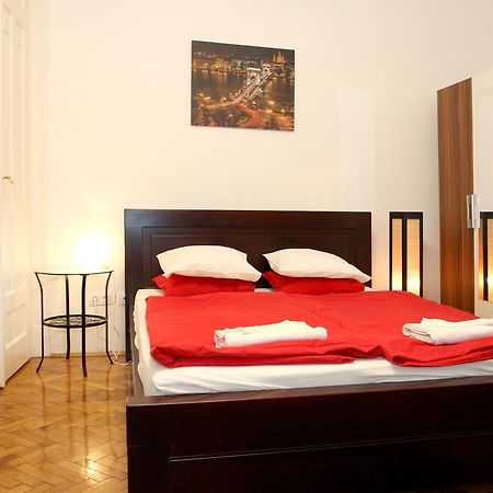Ariel Studio Close To St. Stephen Basilica Budapeste Exterior foto