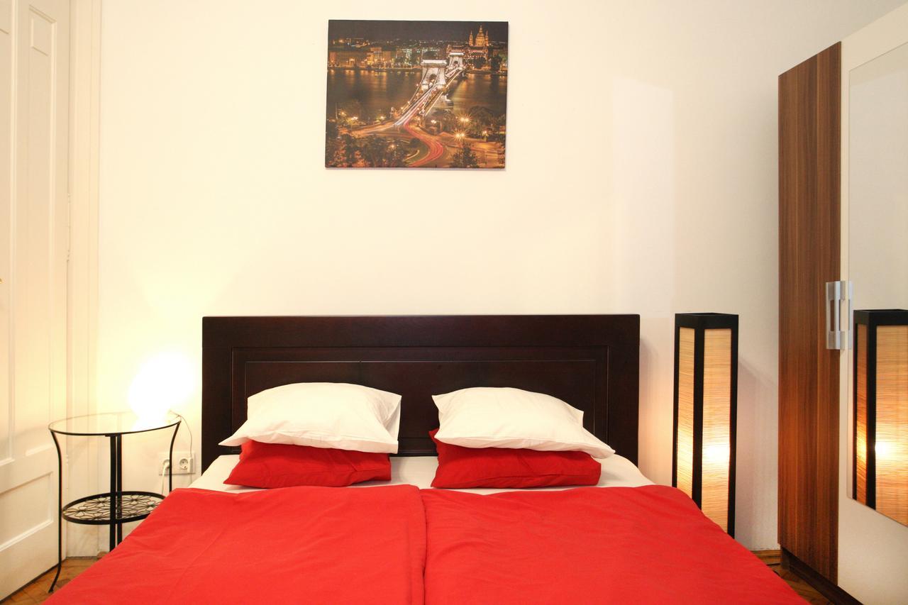 Ariel Studio Close To St. Stephen Basilica Budapeste Exterior foto